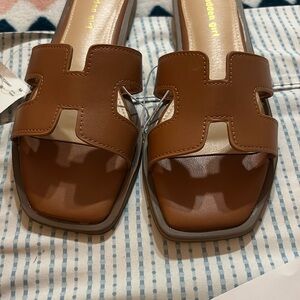 Brown Leather Slide Sandals madden girl, size 8.5
